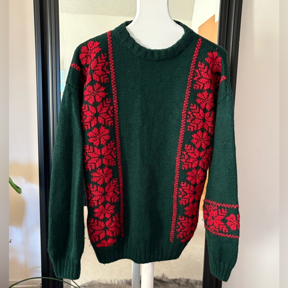 BYFORD London New York Wool Red & Green Sweater
